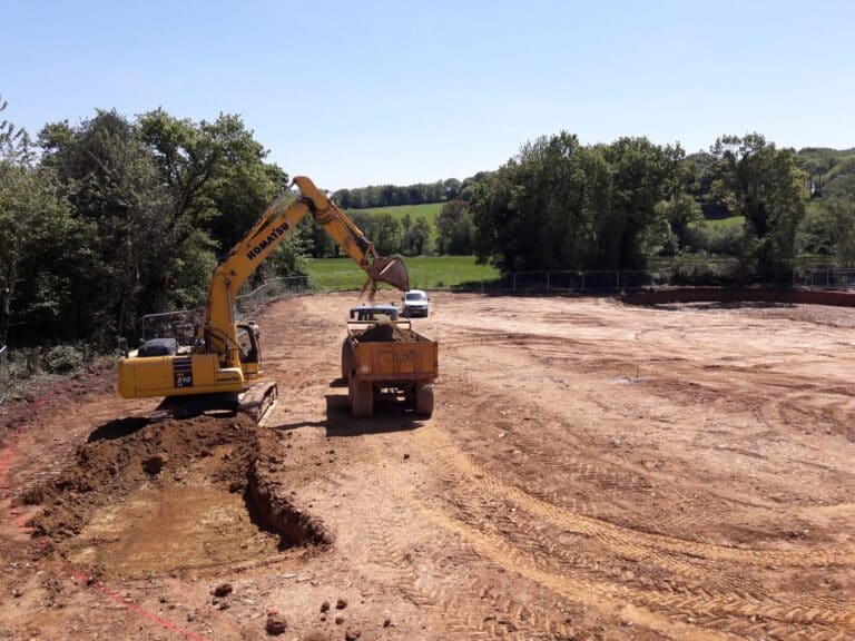 64264514_1057805471076608_8418499808444022784_n