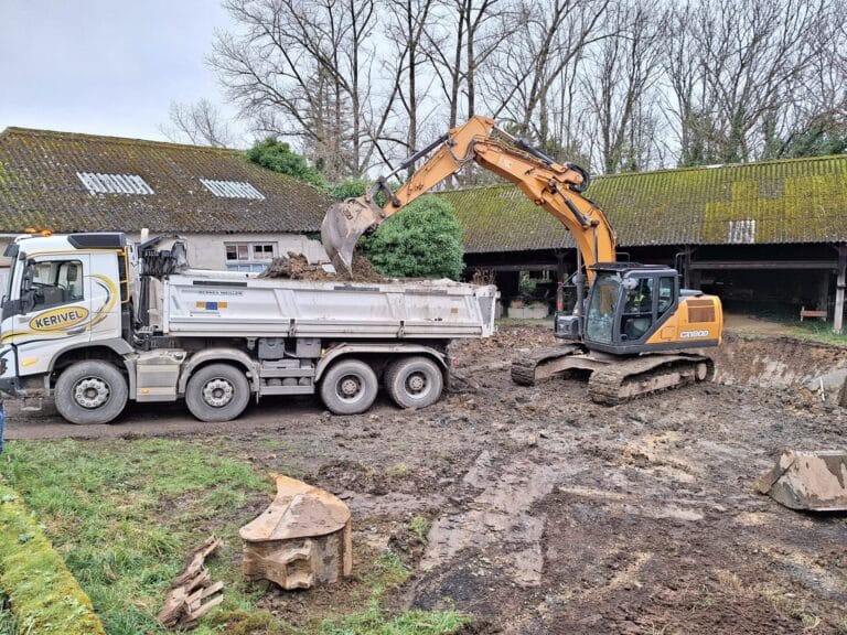 Terrassement d’un bassin (3)