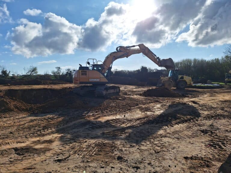 Terrassement d’une fosse (4)