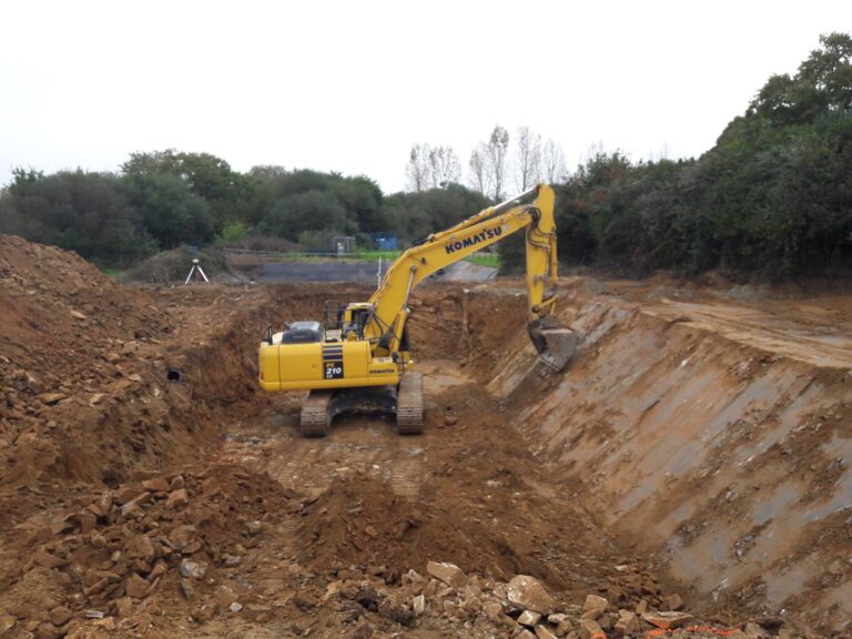 Terrassement pour l’agrandissement d’une lagune (3)